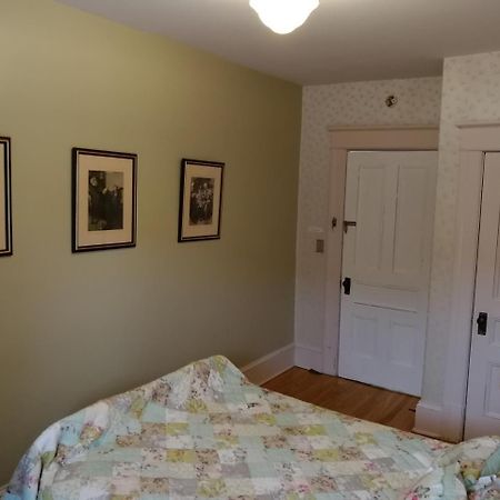 Downtown Bed & Breakfast Moncton Eksteriør billede