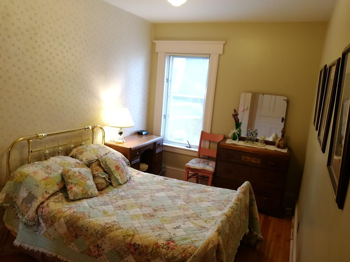 Downtown Bed & Breakfast Moncton Eksteriør billede